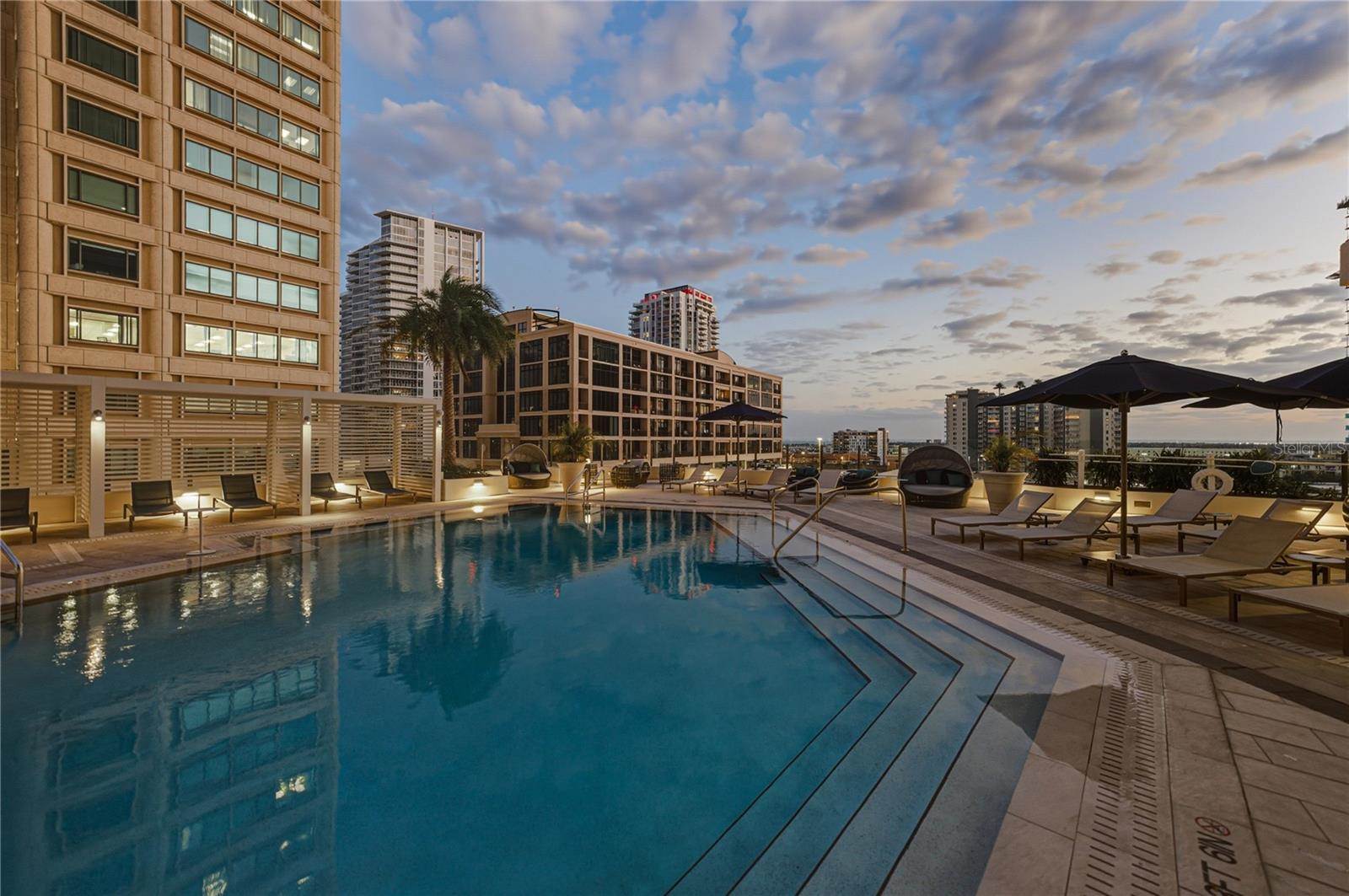 275 1ST Avenue South, #1701, Saint Petersburg, FL 33701