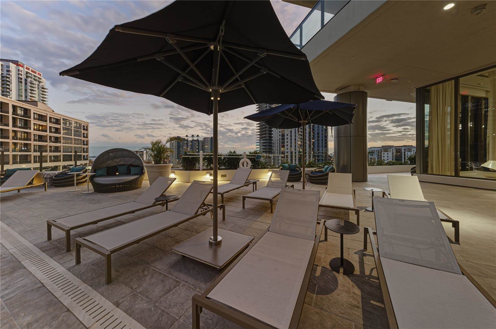 275 1ST Avenue South, #1701, Saint Petersburg, FL 33701