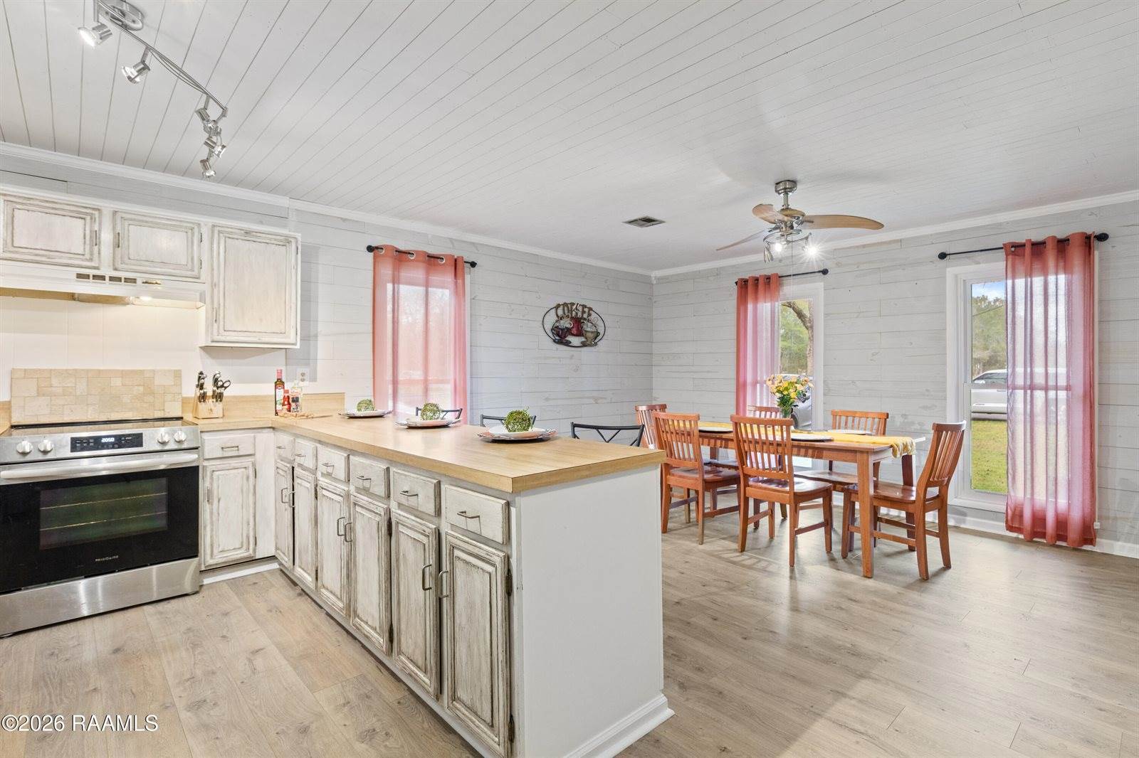 604 St. Esprit Road, Carencro, LA 70520