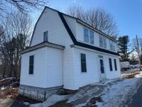 17 Kennebec Road, Hampden, ME 04444