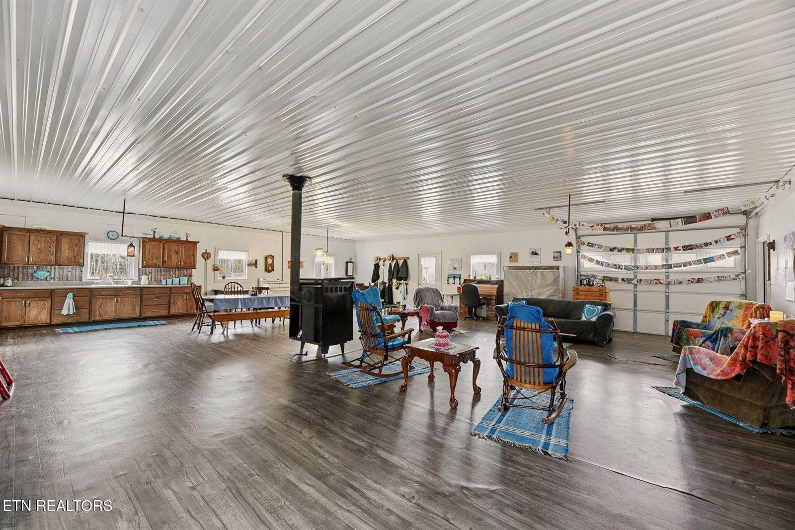 337 Old Collins, Deer Lodge, TN 37726