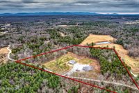 337 Old Collins, Deer Lodge, TN 37726