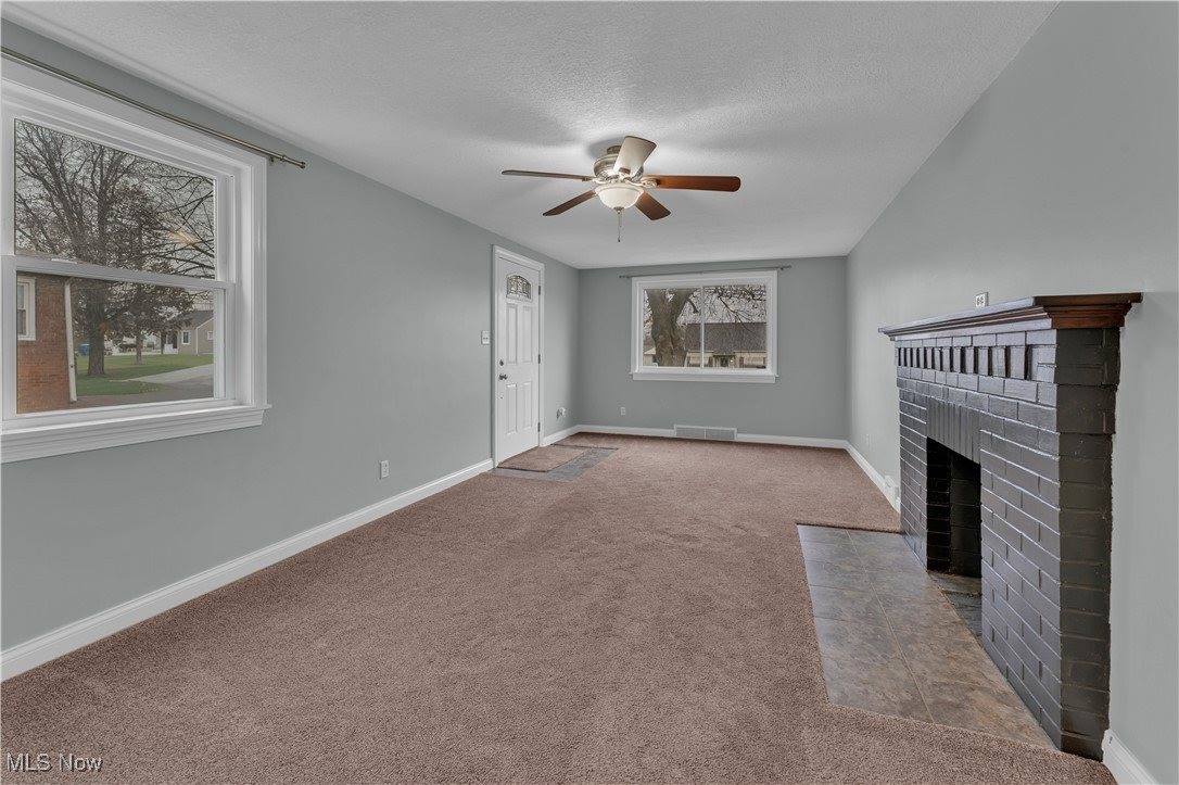 627 Poland Avenue, Struthers, OH 44471