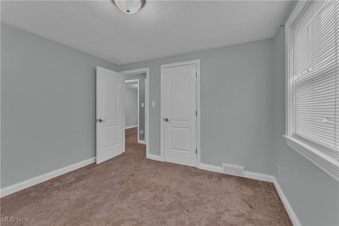 627 Poland Avenue, Struthers, OH 44471