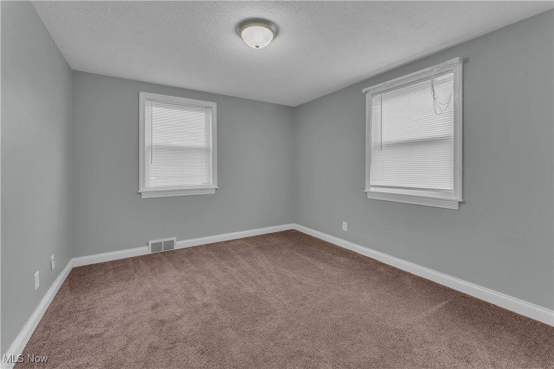 627 Poland Avenue, Struthers, OH 44471