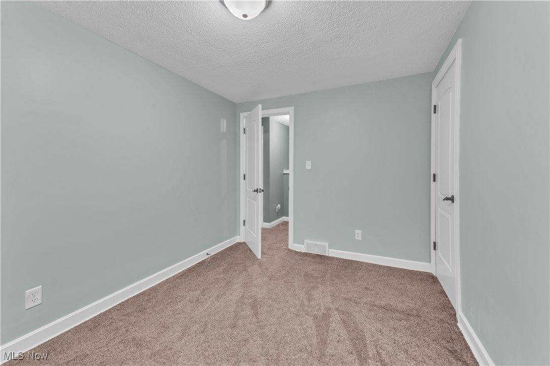 627 Poland Avenue, Struthers, OH 44471