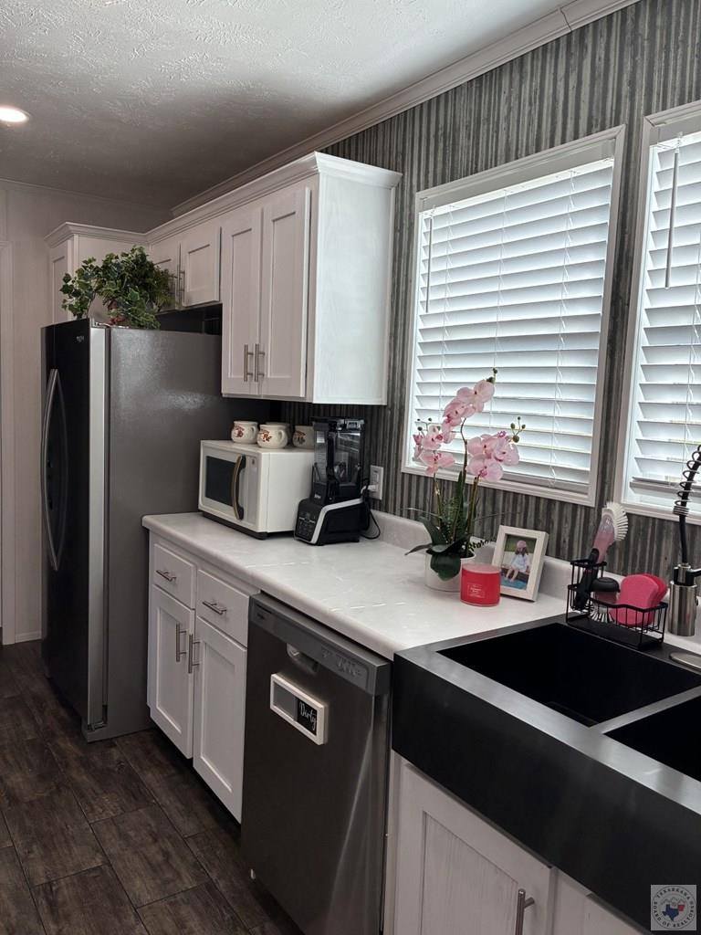 55 Barkman Bend Rd, Hooks, TX 75561