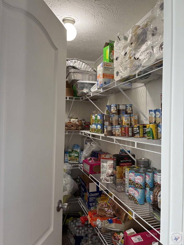 55 Barkman Bend Rd, Hooks, TX 75561