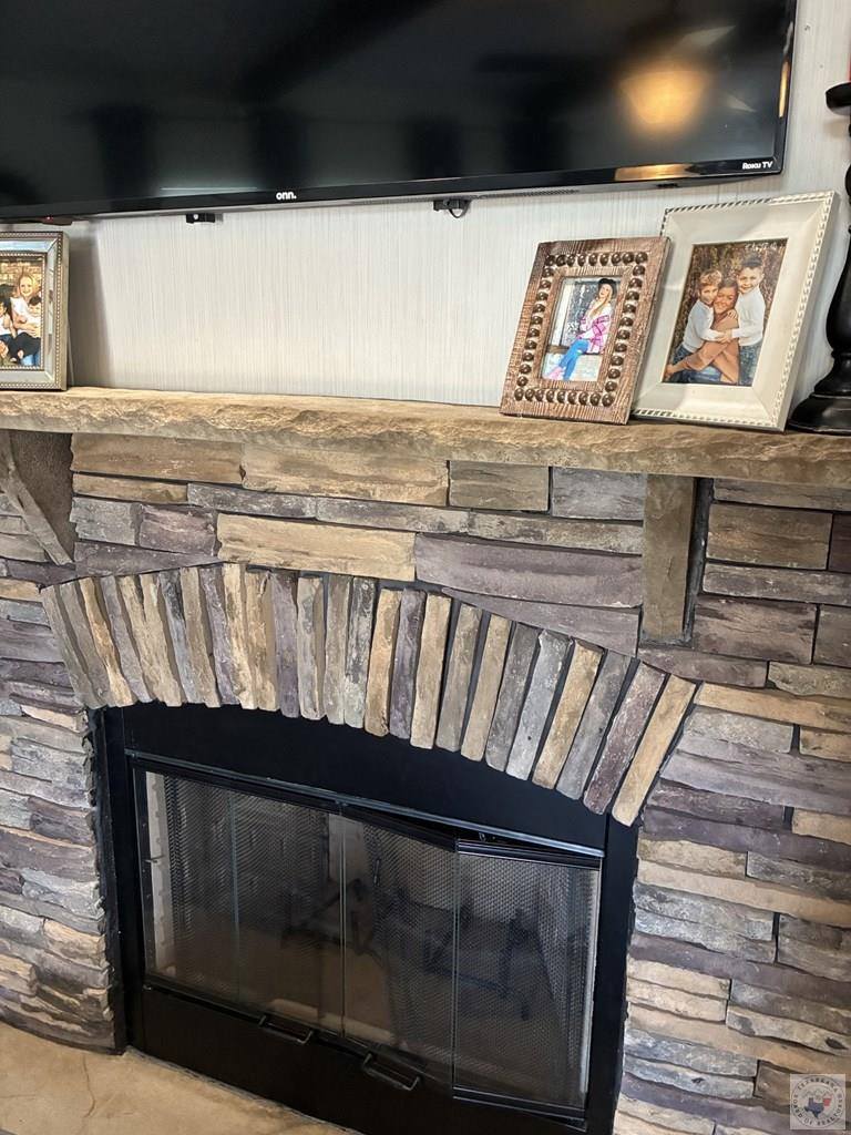 55 Barkman Bend Rd, Hooks, TX 75561