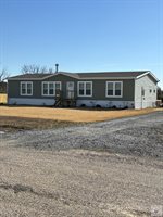 55 Barkman Bend Rd, Hooks, TX 75561