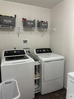 55 Barkman Bend Rd, Hooks, TX 75561