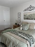 55 Barkman Bend Rd, Hooks, TX 75561