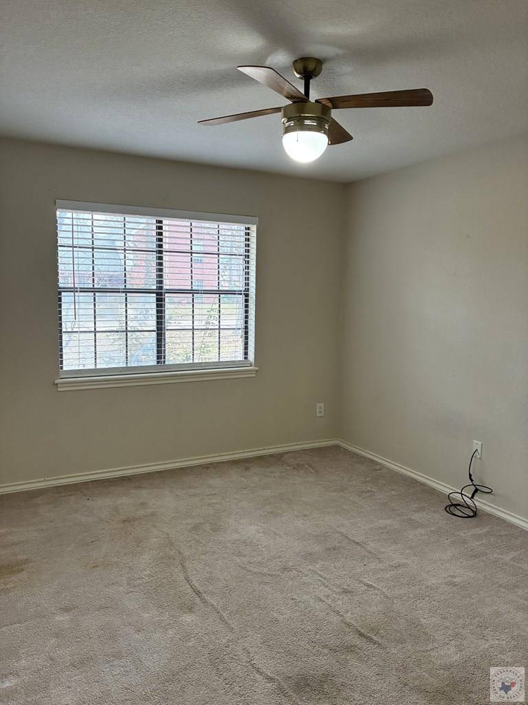 6109 Shadyside Ln, Texarkana, TX 75503