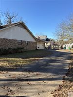 6109 Shadyside Ln, Texarkana, TX 75503