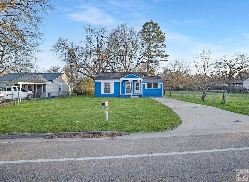 828 Burma, Wake Village, TX 75501