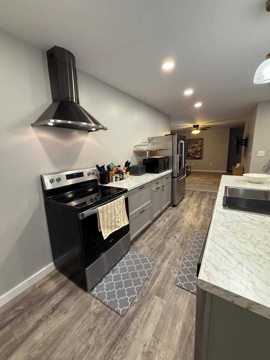 100 3rd Street, Bangor, ME 04401