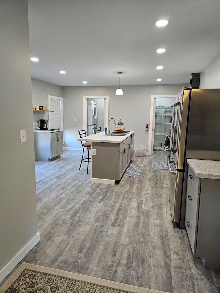 100 3rd Street, Bangor, ME 04401