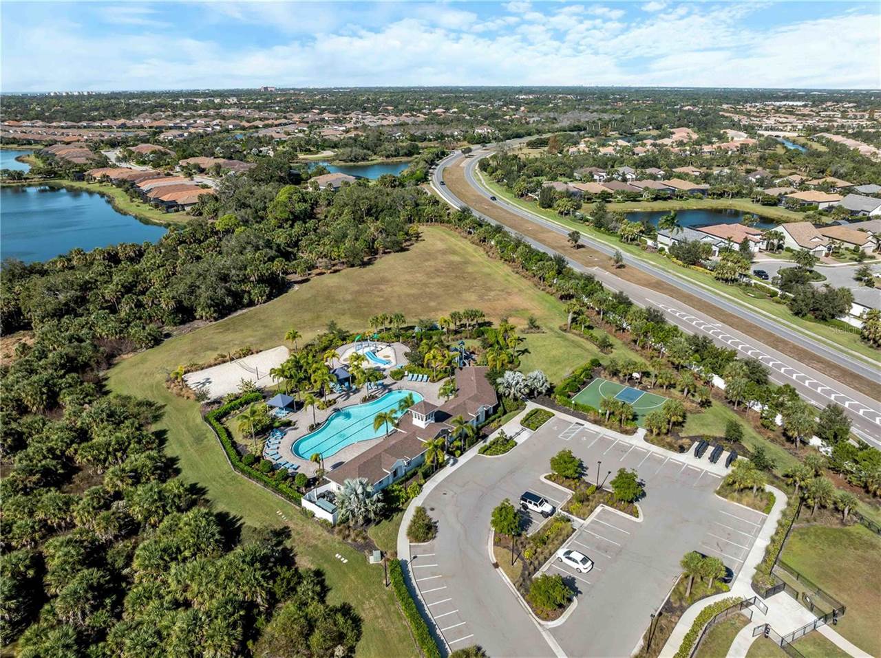 5655 Woodland Sage Drive, Sarasota, FL 34238