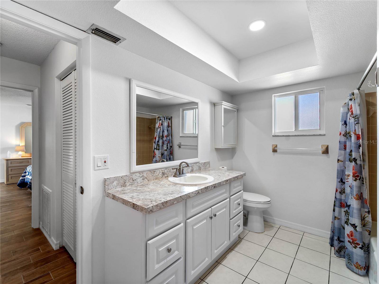 52 Circlewood Drive, Venice, FL 34293