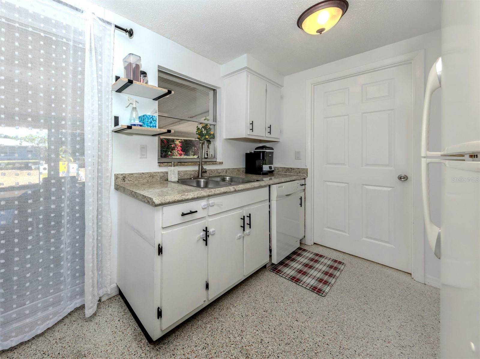 525 Azalea Drive NW, Port Charlotte, FL 33952