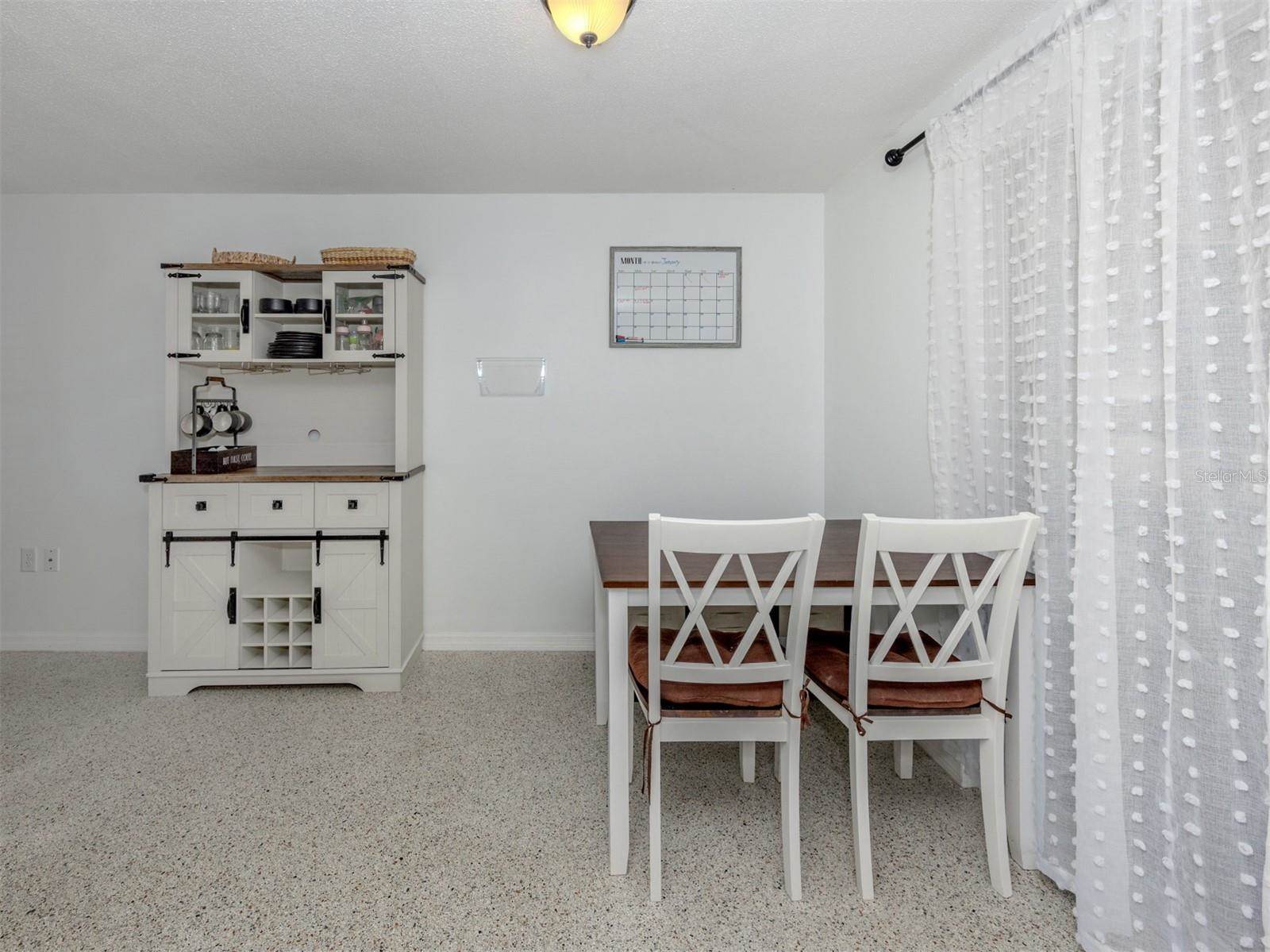 525 Azalea Drive NW, Port Charlotte, FL 33952