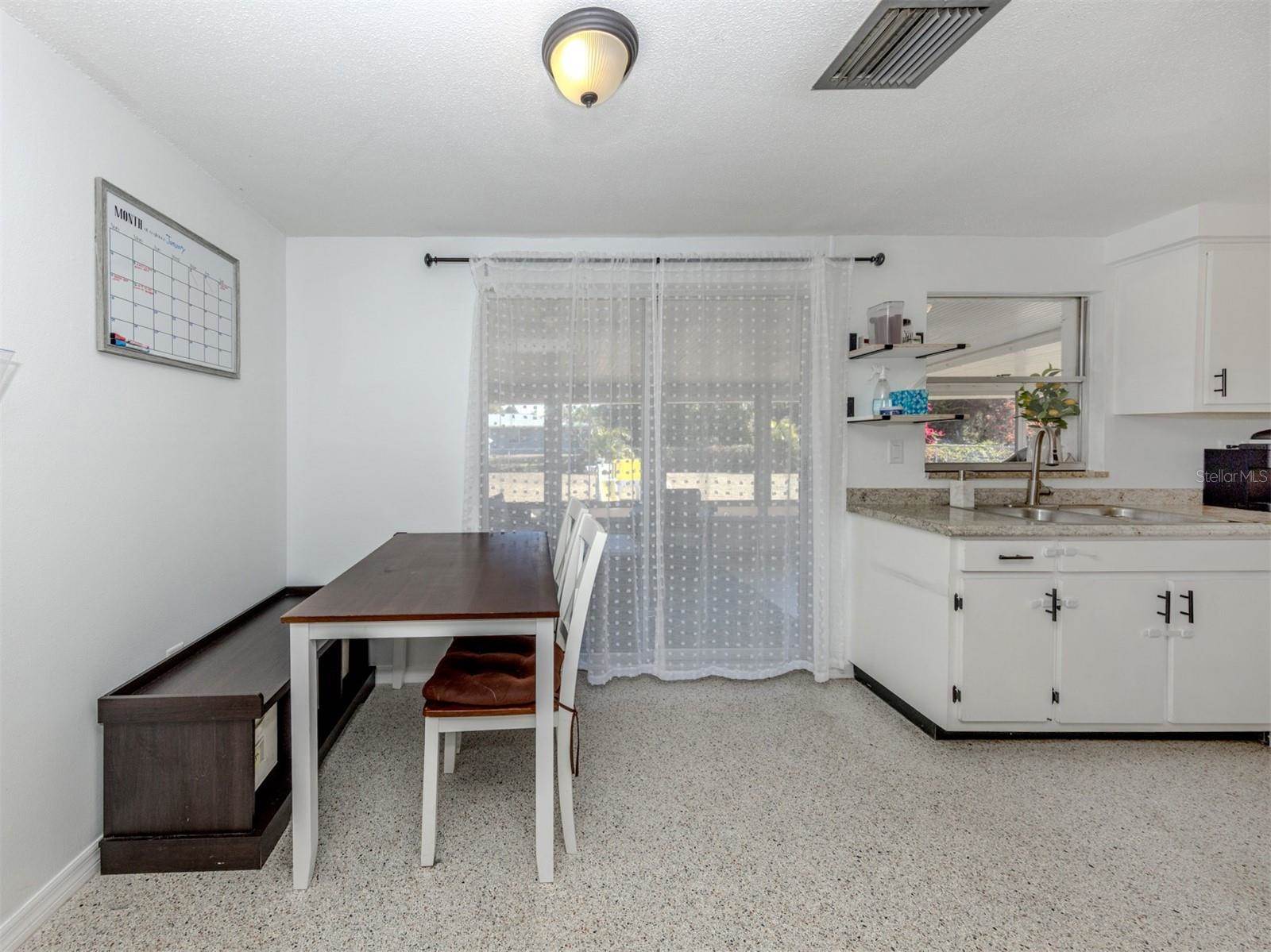 525 Azalea Drive NW, Port Charlotte, FL 33952