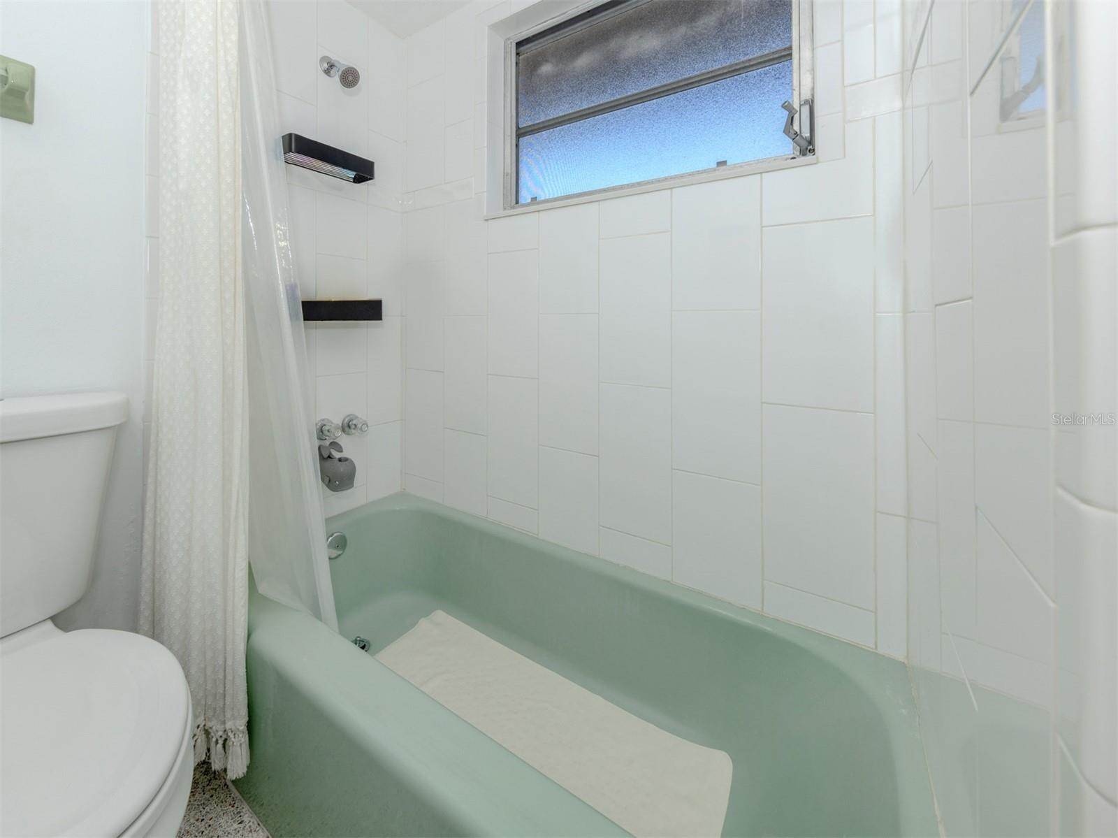 525 Azalea Drive NW, Port Charlotte, FL 33952