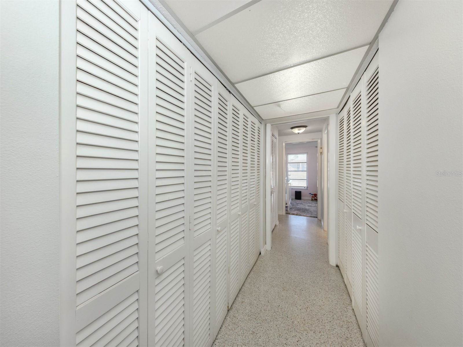 525 Azalea Drive NW, Port Charlotte, FL 33952