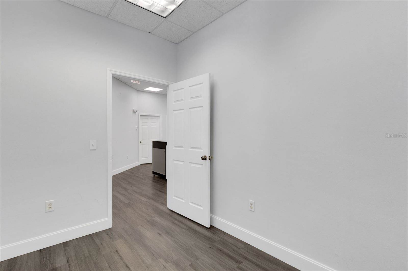 1400 Cattlemen, Sarasota, FL 34232