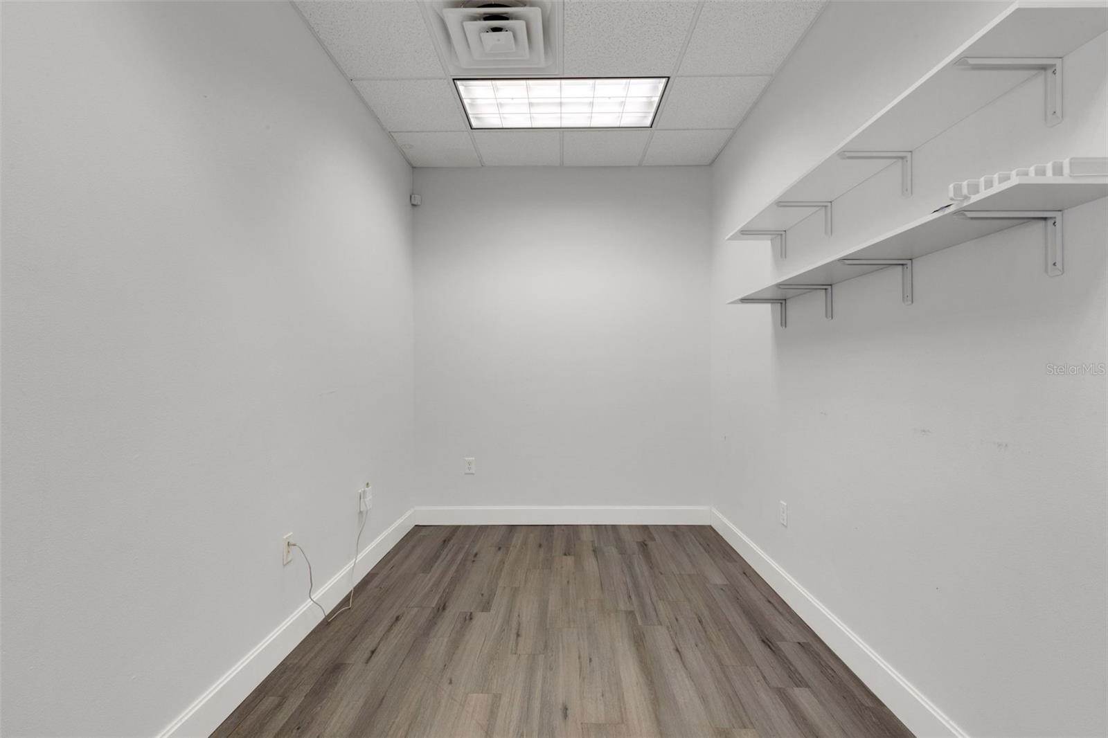 1400 Cattlemen, Sarasota, FL 34232