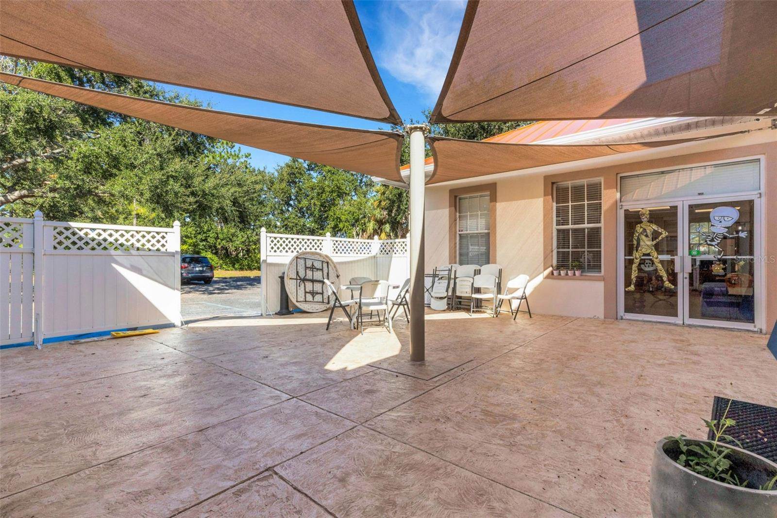 1400 Cattlemen, Sarasota, FL 34232