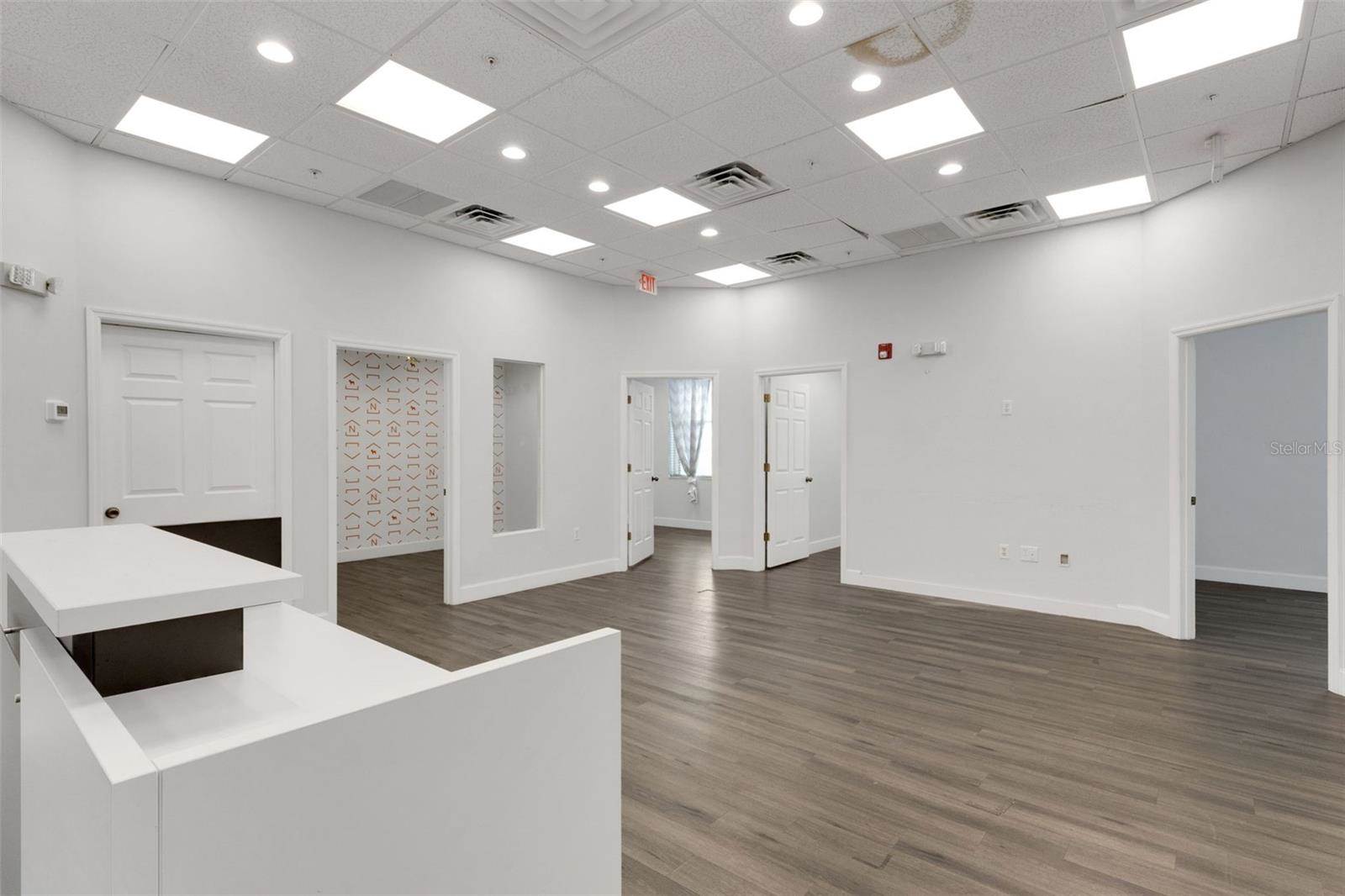 1400 Cattlemen, Sarasota, FL 34232