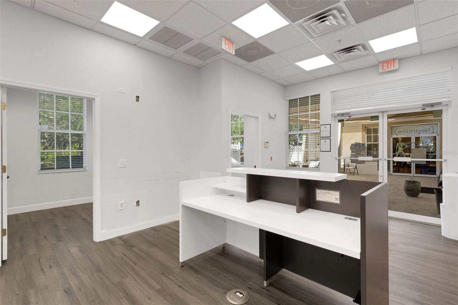 1400 Cattlemen, Sarasota, FL 34232