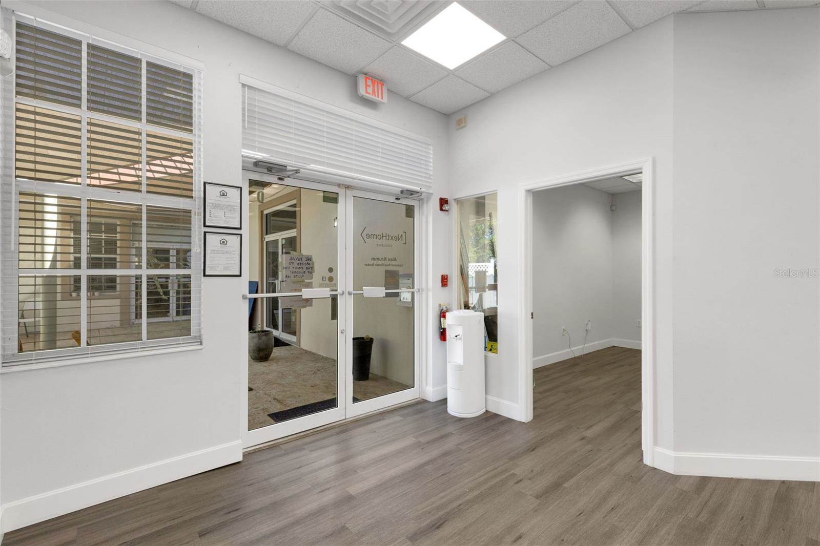 1400 Cattlemen, Sarasota, FL 34232