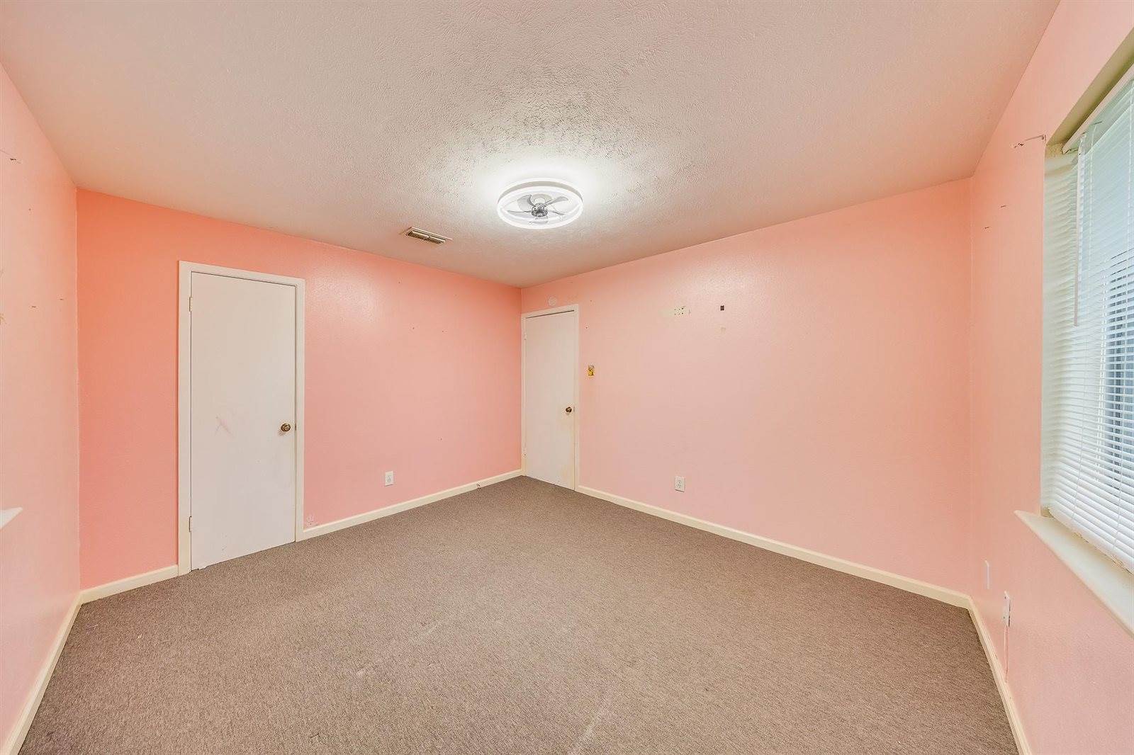 1221 Kitty Street, Deer Park, TX 77536