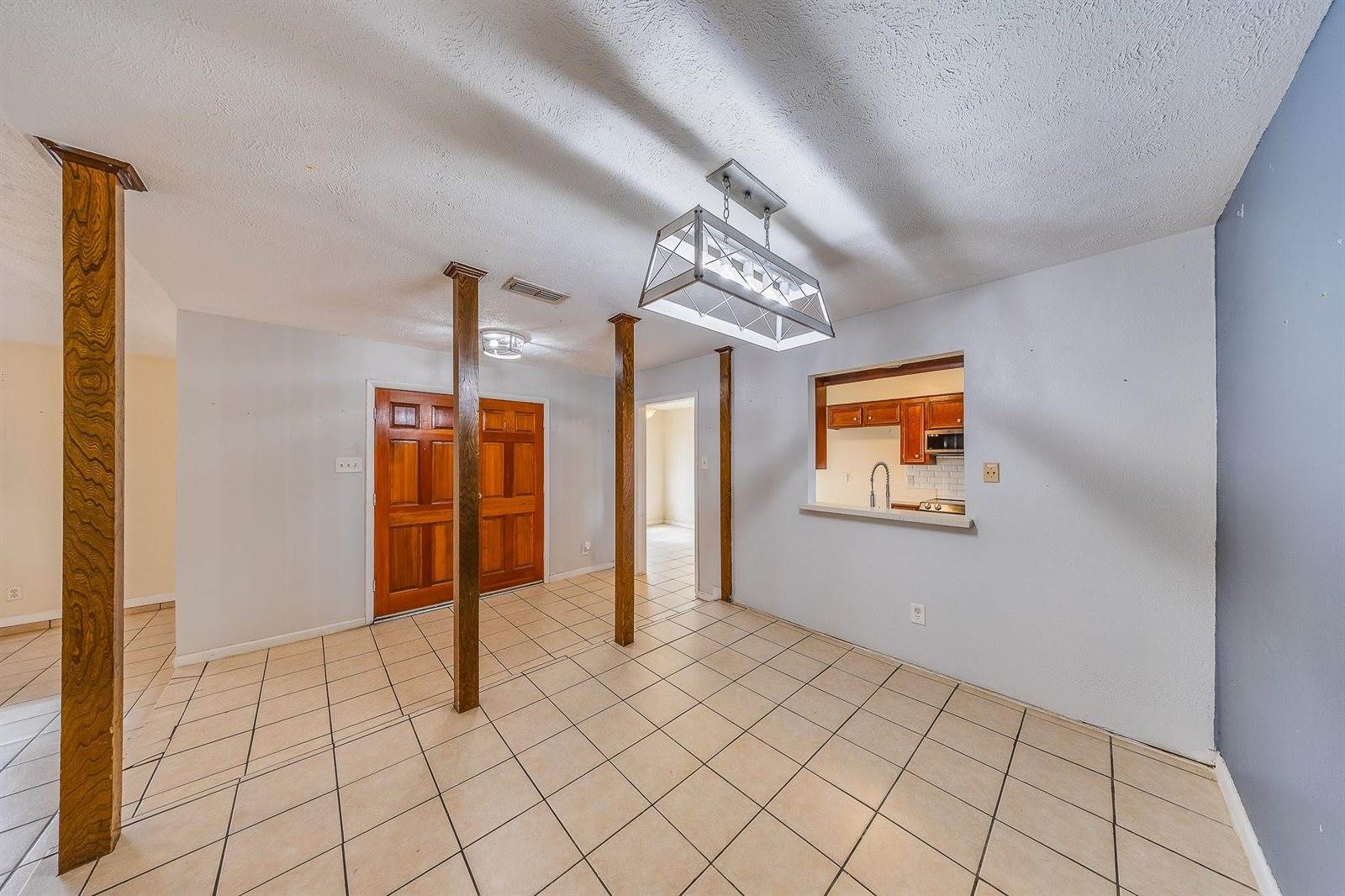 1221 Kitty Street, Deer Park, TX 77536
