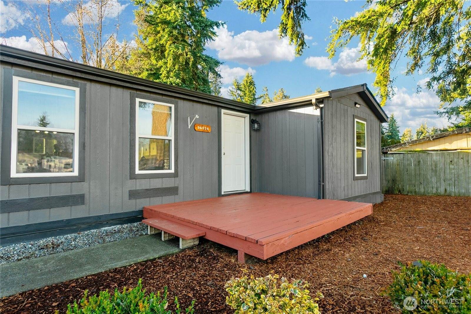 16124 120th Avenue East, Puyallup, WA 98374