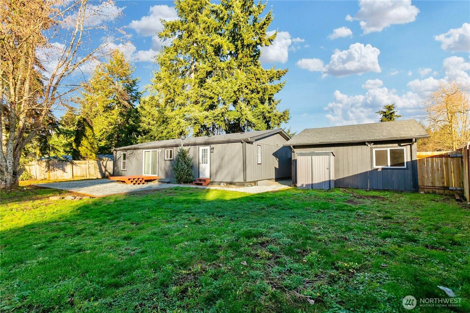 16124 120th Avenue East, Puyallup, WA 98374
