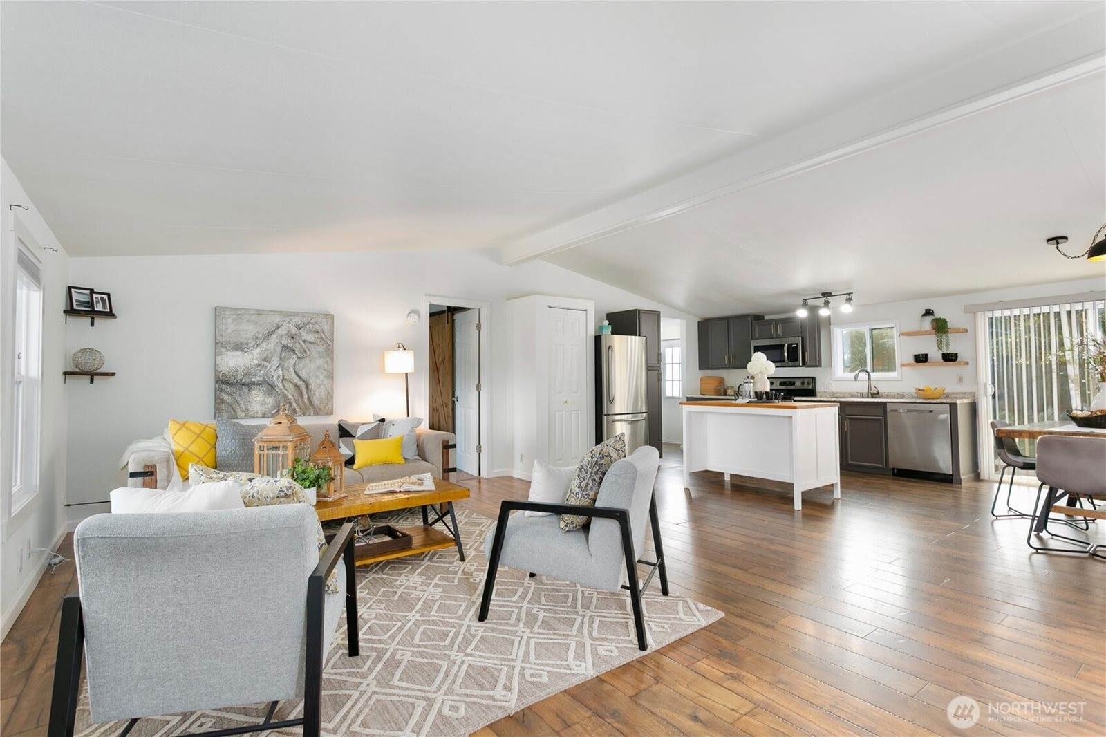 16124 120th Avenue East, Puyallup, WA 98374