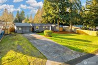 16124 120th Avenue East, Puyallup, WA 98374