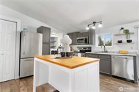 16124 120th Avenue East, Puyallup, WA 98374