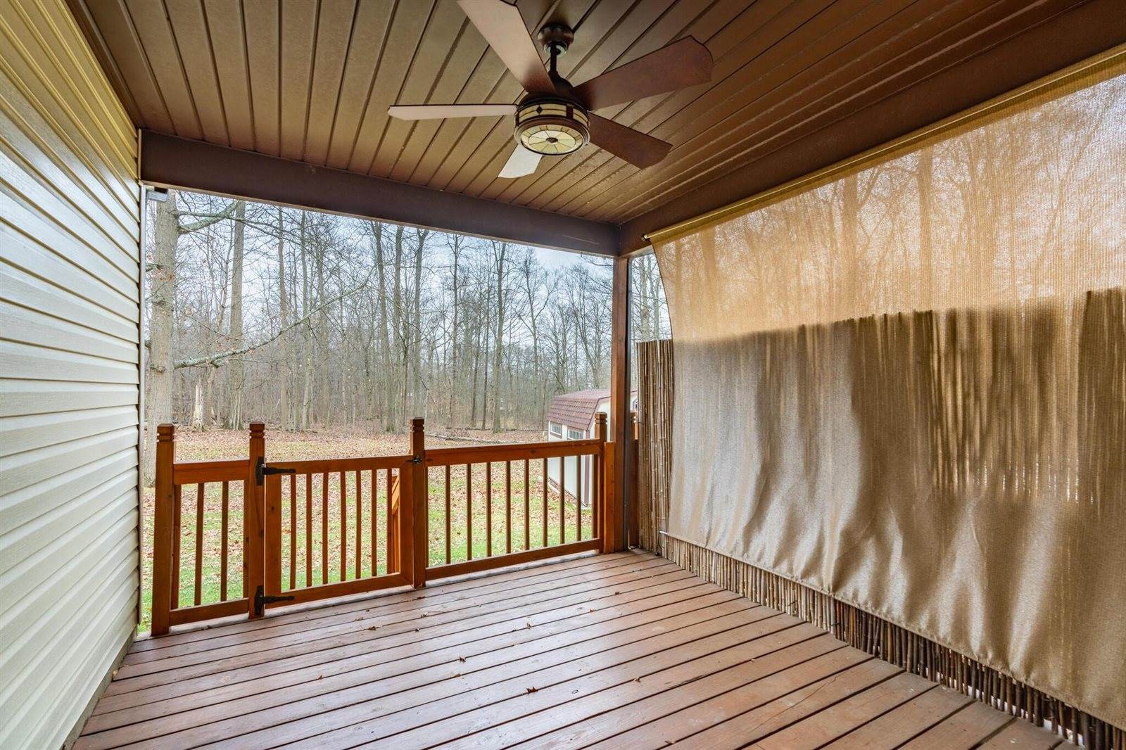 193 Challedon Circle SW, Pataskala, OH 43062