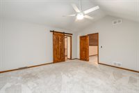 193 Challedon Circle SW, Pataskala, OH 43062