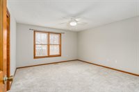 193 Challedon Circle SW, Pataskala, OH 43062