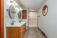 193 Challedon Circle SW, Pataskala, OH 43062
