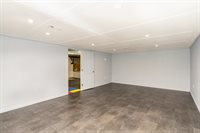 193 Challedon Circle SW, Pataskala, OH 43062