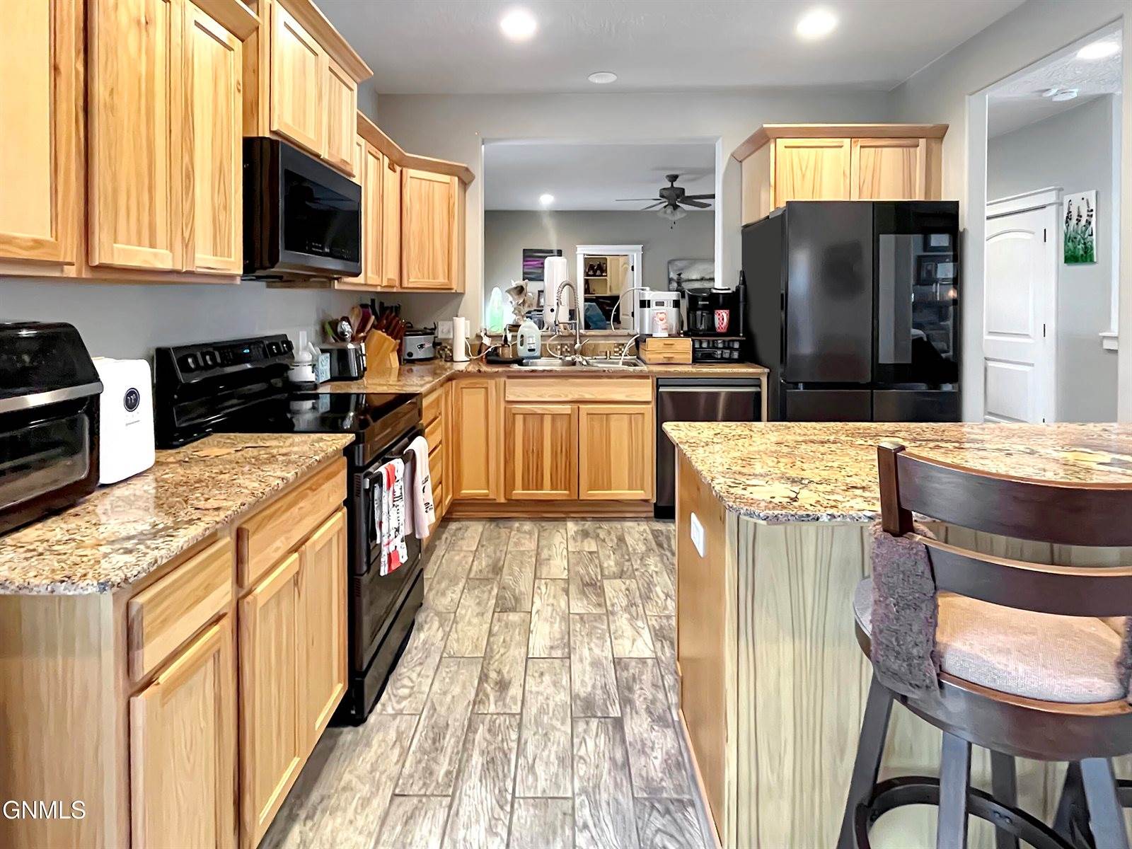 2009 18th Avenue West, Williston, ND 58801