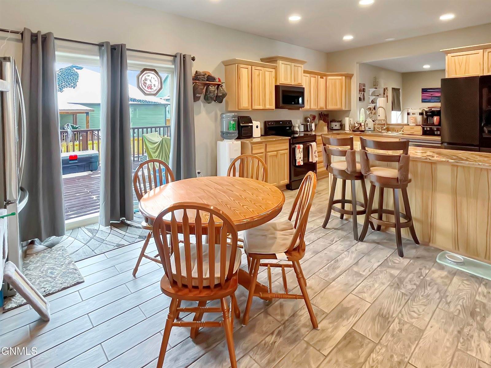 2009 18th Avenue West, Williston, ND 58801