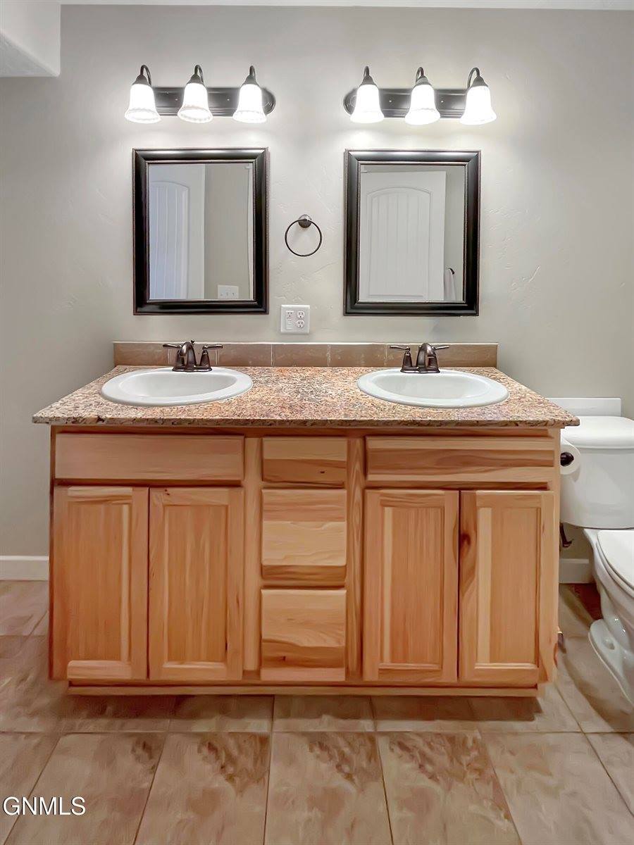 2009 18th Avenue West, Williston, ND 58801