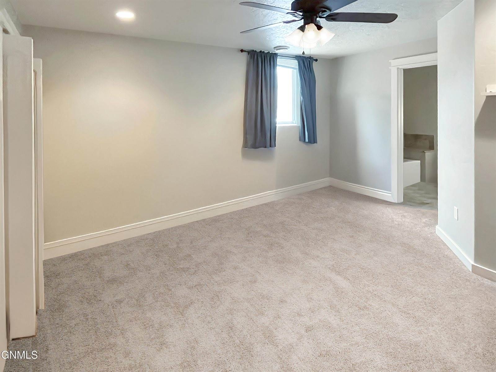 2009 18th Avenue West, Williston, ND 58801